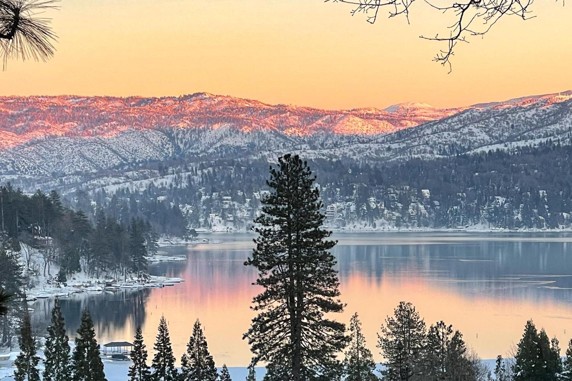 Surreal Feel Lakeview Chalet Villa Lake Arrowhead Exterior photo